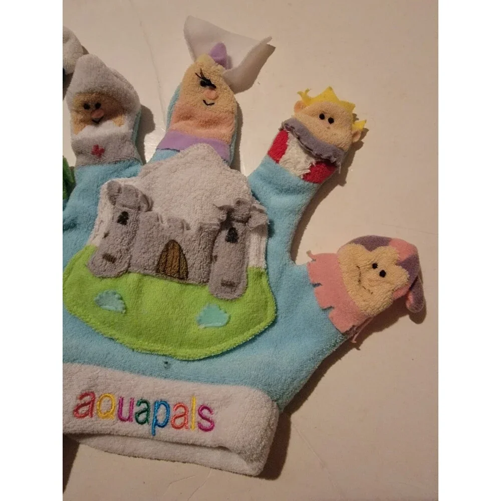 Lot Of 2 Baby Hand Puppets Wash Cloth Characters Bath Aqua Pals
